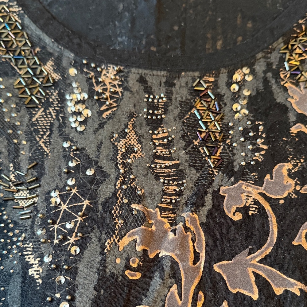 Miss Me Black Short Sleeve Top with Silver Accents - Picture 2 of 7